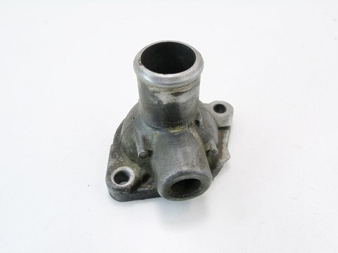 OBUDOWA TERMOSTATU KRÓCIEC WODY 1.0 16V VVTI TOYOTA YARIS I 1SZ OBUDOWA TERMOSTATU KRÓCIEC WODY 1.0 16V VVTI TOYOTA YARIS I 1SZ