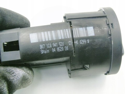 WŁĄCZNIK PRZEŁĄCZNIK ŚWIATEŁ VOLKSWAGEN LUPO 1C0941531 WŁĄCZNIK PRZEŁĄCZNIK ŚWIATEŁ VOLKSWAGEN LUPO 1C0941531