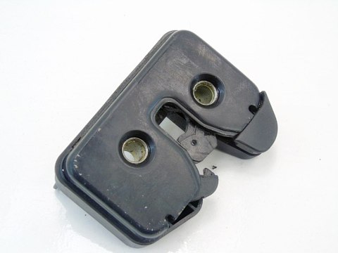 ZAMEK TYLNEJ KLAPY VOLKSWAGEN LUPO 6X0827505A ZAMEK TYLNEJ KLAPY VOLKSWAGEN LUPO 6X0827505A