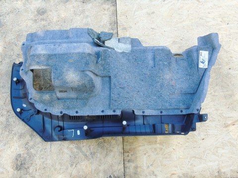 BOCZEK LEWY TAPICERKA BAGAŻNIKA TOYOTA AVENSIS T25 KOMBI 64715-05050 BOCZEK LEWY TAPICERKA BAGAŻNIKA TOYOTA AVENSIS T25 KOMBI 64715-05050