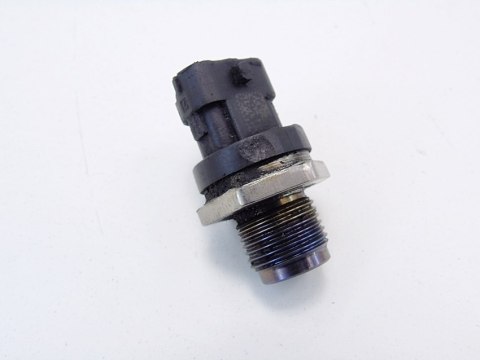 CZUJNIK LISTWY PALIWA 1.9 CDTI 8V ASTRA H VECTRA C 93 ZAFIRA SX4 SIGNUM CZUJNIK LISTWY PALIWA 1.9 CDTI 8V ASTRA H VECTRA C 93 ZAFIRA SX4 SIGNUM