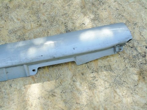 LISTWA PROGOWA OSŁONA PROGU LEWA TOYOTA AVENSIS T25 KOMBI 1C0 LISTWA PROGOWA OSŁONA PROGU LEWA TOYOTA AVENSIS T25 KOMBI 1C0
