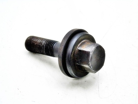 ŚRUBA WAŁU MAZDA 626 2.0 ŚRUBA WAŁU MAZDA 626 2.0