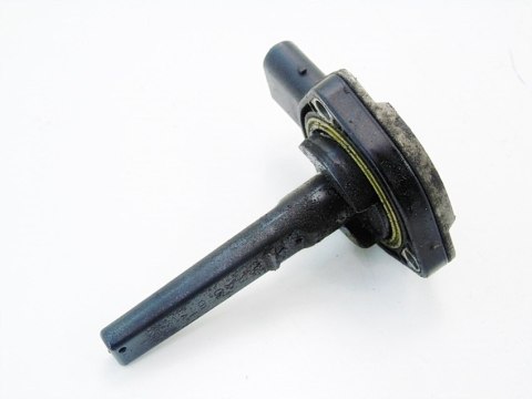 CZUJNIK OLEJU 2.0 D BMW E46 E90 E60 E61 E87 E91 CZUJNIK OLEJU 2.0 D BMW E46 E90 E60 E61 E87 E91