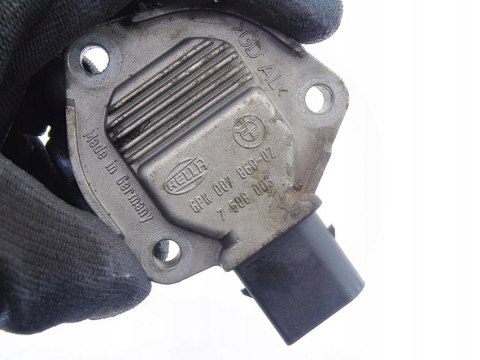 CZUJNIK OLEJU 2.0 D BMW E46 E90 E60 E61 E87 E91 CZUJNIK OLEJU 2.0 D BMW E46 E90 E60 E61 E87 E91