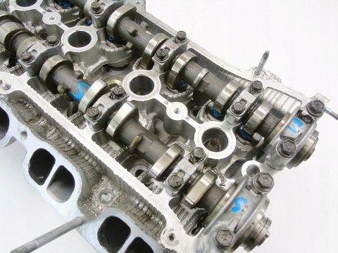 GŁOWICA Z WAŁKAMI 2.0 VVTI AVENSIS T25 RAV 4 1AZ CALDINA ALLION OPA GŁOWICA Z WAŁKAMI 2.0 VVTI AVENSIS T25 RAV 4 1AZ CALDINA ALLION OPA