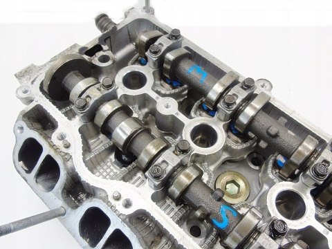 GŁOWICA Z WAŁKAMI 2.0 VVTI AVENSIS T25 RAV 4 1AZ CALDINA ALLION OPA GŁOWICA Z WAŁKAMI 2.0 VVTI AVENSIS T25 RAV 4 1AZ CALDINA ALLION OPA