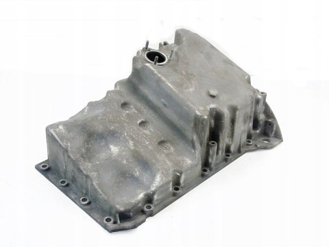 MISKA OLEJU 2.0 D BMW E46 E90 E91 E60 E61 E87 E83 318D 320D 7790540 MISKA OLEJU 2.0 D BMW E46 E90 E91 E60 E61 E87 E83 318D 320D 7790540