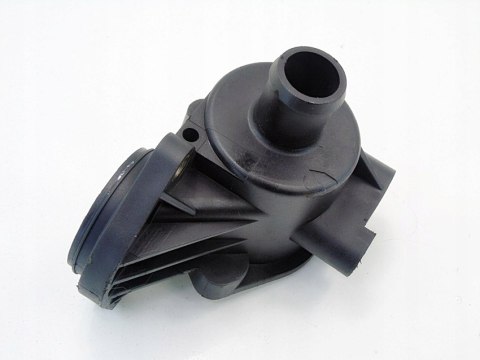 OBUDOWA TERMOSTATU KRÓCIEC 2.0 20V PASSAT B5.5 AUDI A4 B6 B7 A6 OBUDOWA TERMOSTATU KRÓCIEC 2.0 20V PASSAT B5.5 AUDI A4 B6 B7 A6