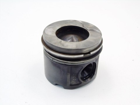 TŁOK 8487E M47T 2.0 D BMW E46 E90 E91 E60 E61 E87 E83 320D 318D 520D 120D TŁOK 8487E M47T 2.0 D BMW E46 E90 E91 E60 E61 E87 E83 320D 318D 520D 120D