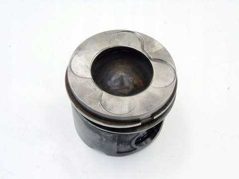 TŁOK 8487E M47T 2.0 D BMW E46 E90 E91 E60 E61 E87 E83 320D 318D 520D 120D TŁOK 8487E M47T 2.0 D BMW E46 E90 E91 E60 E61 E87 E83 320D 318D 520D 120D