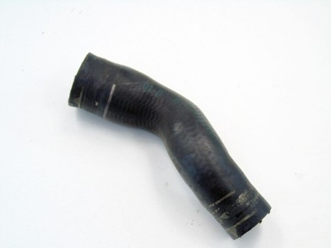 WĄŻ PRZEWÓD WODY 2.0 20V PASSAT B5.5 AUDI A4 B6 B7 A6 C5 06B121057A WĄŻ PRZEWÓD WODY 2.0 20V PASSAT B5.5 AUDI A4 B6 B7 A6 C5 06B121057A