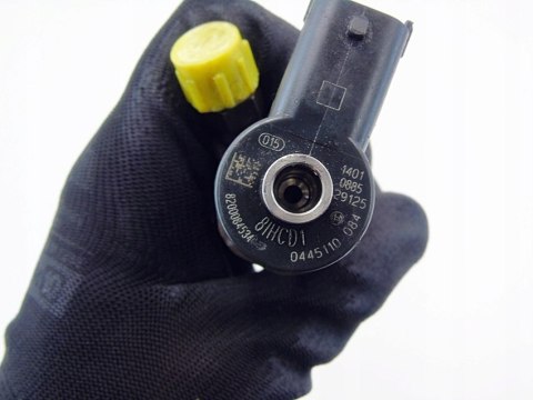 WTRYSKIWACZ 0445110084 2.2 DCI LAGUNA 2 ESPACE 4 VEL SATIS 8200084534