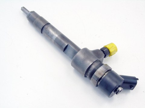 WTRYSKIWACZ 1.9 CDTI ASTRA H VECTRA C 93 ZAFIRA SX4 SIGNUM 0445110165 WTRYSKIWACZ 1.9 CDTI ASTRA H VECTRA C 93 ZAFIRA SX4 SIGNUM 0445110165