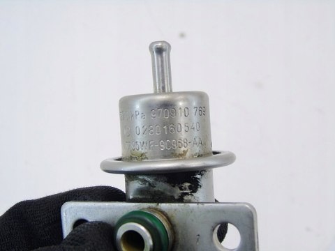 ZAWÓR LISTWY PALIWA REGULATOR 1.3 FIESTA 95- KA 0280160540 95WF-9C968-AA ZAWÓR LISTWY PALIWA REGULATOR 1.3 FIESTA 95- KA 0280160540 95WF-9C968-AA