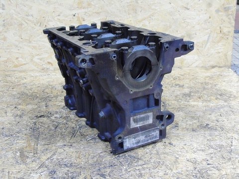 BLOK SILNIKA 7786664 2.0 D BMW E46 E90 E91 E60 E61 E87 E83 X3 M47D20 204D4 BLOK SILNIKA 7786664 2.0 D BMW E46 E90 E91 E60 E61 E87 E83 X3 M47D20 204D4