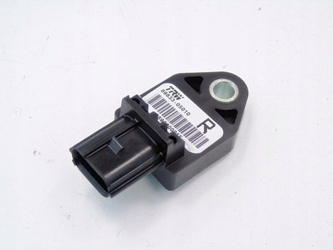 CZUJNIK SENSOR UDERZENIA TOYOTA AVENSIS T25 03- 89833-05010 CZUJNIK SENSOR UDERZENIA TOYOTA AVENSIS T25 03- 89833-05010
