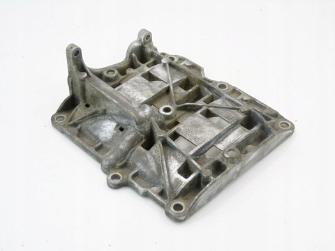 OBUDOWA OSŁONA WAŁU 2.0 D N47 BMW F10 F11 F30 F20 F21 F32 F35 F34 F31 E90 OBUDOWA OSŁONA WAŁU 2.0 D N47 BMW F10 F11 F30 F20 F21 F32 F35 F34 F31 E90