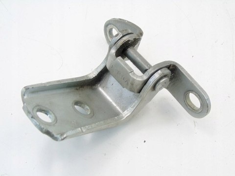 ZAWIAS DRZWI PRAWY TYŁ GÓRA 1C0 TOYOTA AVENSIS T25 03- KOMBI ZAWIAS DRZWI PRAWY TYŁ GÓRA 1C0 TOYOTA AVENSIS T25 03- KOMBI