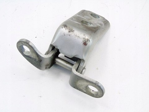ZAWIAS DRZWI PRAWY TYŁ GÓRA 1C0 TOYOTA AVENSIS T25 03- KOMBI ZAWIAS DRZWI PRAWY TYŁ GÓRA 1C0 TOYOTA AVENSIS T25 03- KOMBI