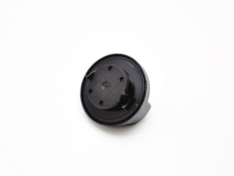KOREK WLEWU OLEJU 1.9 TDI PASSAT B5 AUDI A4 B5 80 B4 A6 C5 KOREK WLEWU OLEJU 1.9 TDI PASSAT B5 AUDI A4 B5 80 B4 A6 C5