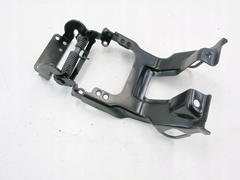 MECHANIZM ZAWIASY PODNOSZENIA PODŁOKIETNIKA TOYOTA AVENSIS T25 03- MECHANIZM ZAWIASY PODNOSZENIA PODŁOKIETNIKA TOYOTA AVENSIS T25 03-