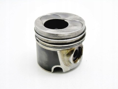 TŁOK 1/2 1.9 TDI PASSAT B5 AUDI A4 B5 80 B4 A6 C5 TŁOK 1/2 1.9 TDI PASSAT B5 AUDI A4 B5 80 B4 A6 C5