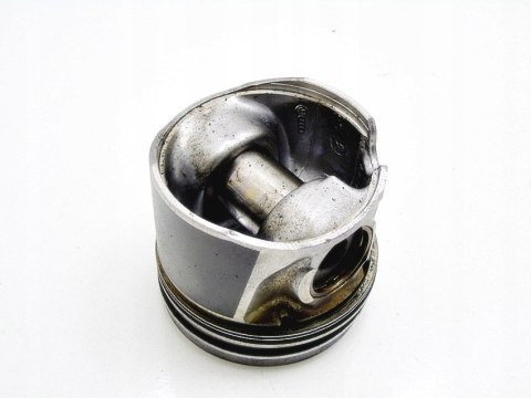 TŁOK 1/2 1.9 TDI PASSAT B5 AUDI A4 B5 80 B4 A6 C5 TŁOK 1/2 1.9 TDI PASSAT B5 AUDI A4 B5 80 B4 A6 C5