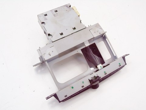 WYŚWIETLACZ PANEL RADIA KOMPUTERA TOYOTA AVENSIS T25 03- 86110-05020 WYŚWIETLACZ PANEL RADIA KOMPUTERA TOYOTA AVENSIS T25 03- 86110-05020