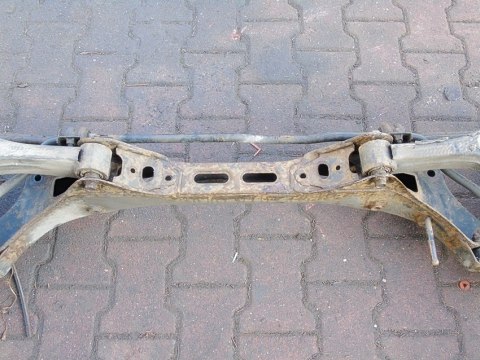 BELKA ZAWIESZENIA TYŁ WAHACZE HYUNDAI I30 I 2010 HATCHBACK 5D BELKA ZAWIESZENIA TYŁ WAHACZE HYUNDAI I30 I 2010 HATCHBACK 5D
