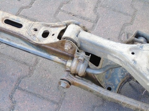 BELKA ZAWIESZENIA TYŁ WAHACZE HYUNDAI I30 I 2010 HATCHBACK 5D BELKA ZAWIESZENIA TYŁ WAHACZE HYUNDAI I30 I 2010 HATCHBACK 5D