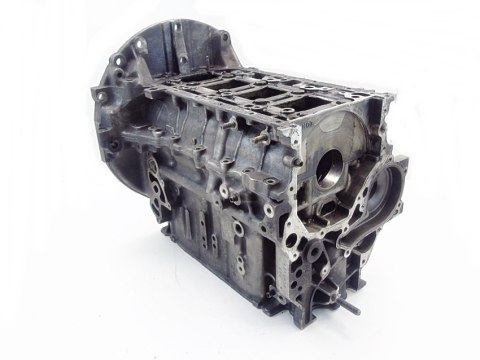 GOŁY BLOK SILNIKA G8DA 1.6 TDCI C-MAX FOCUS 2 C30 V50 S40 S80 CITROEN GOŁY BLOK SILNIKA G8DA 1.6 TDCI C-MAX FOCUS 2 C30 V50 S40 S80 CITROEN