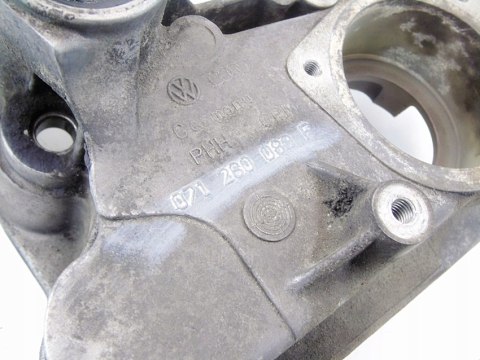 ŁAPA SILNIKA 2.3 VR5 V5 PASSAT B5 BORA I GOLF 4 TOLEDO 2 071260089F ŁAPA SILNIKA 2.3 VR5 V5 PASSAT B5 BORA I GOLF 4 TOLEDO 2 071260089F