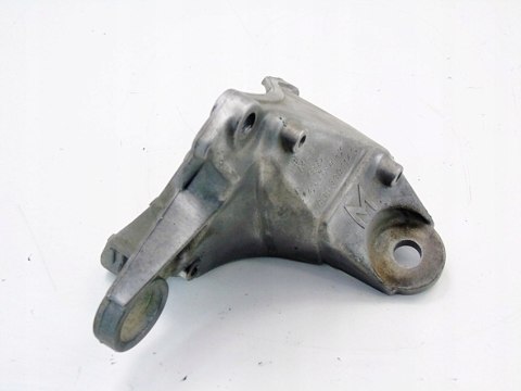 ŁAPA SKRZYNI BIEGÓW 2.3 VR5 V5 PASSAT B5 AUDI A4 8D0399114S ŁAPA SKRZYNI BIEGÓW 2.3 VR5 V5 PASSAT B5 AUDI A4 8D0399114S