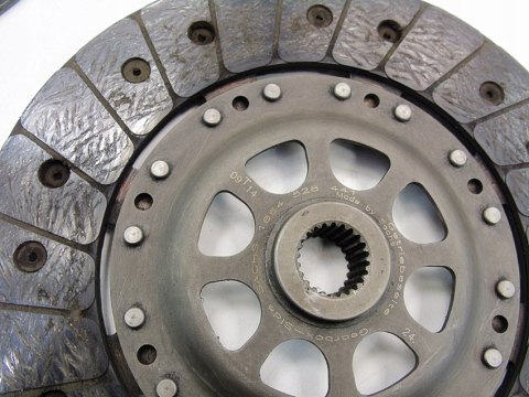 SPRZĘGŁO TARCZA DOCISK 2.3 VR5 V5 PASSAT B5 AGZ AUDI A4 1864528441 228/240 SPRZĘGŁO TARCZA DOCISK 2.3 VR5 V5 PASSAT B5 AGZ AUDI A4 1864528441 228/240