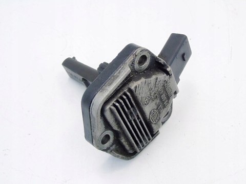 CZUJNIK POZIOMU OLEJU 2.3 VR5 V5 PASSAT B5 GOLF 4 BORA I TOLEDO 2 1J0907660 CZUJNIK POZIOMU OLEJU 2.3 VR5 V5 PASSAT B5 GOLF 4 BORA I TOLEDO 2 1J0907660