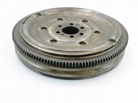 KOŁO DWUMASOWE 1.9 TDI PASSAT B5 AUDI A4 B5 A6 C5 KOŁO DWUMASOWE 1.9 TDI PASSAT B5 AUDI A4 B5 A6 C5