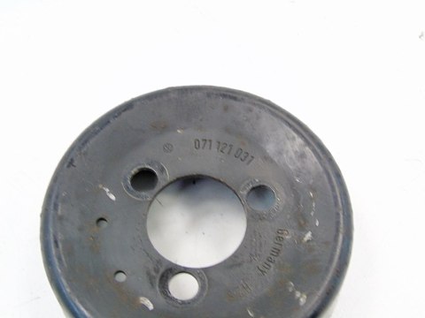 KOŁO POMPY WODY 2.3 VR5 V5 PASSAT B5 GOLF 4 BORA I TOLEDO 2 071121031 KOŁO POMPY WODY 2.3 VR5 V5 PASSAT B5 GOLF 4 BORA I TOLEDO 2 071121031