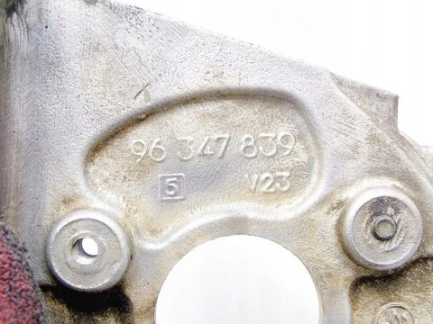 ŁAPA POMPY WTRYSKOWEJ 2.0 HDI BERLINGO 206 406 PARTNER JUMPY VITARA EXPERT ŁAPA POMPY WTRYSKOWEJ 2.0 HDI BERLINGO 206 406 PARTNER JUMPY VITARA EXPERT