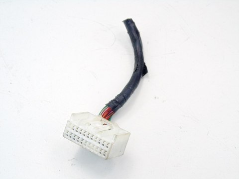 WTYCZKA KOSTKA TOYOTA AVENSIS T25 COROLL YARIS VERSO RAV 4 CELICA WTYCZKA KOSTKA TOYOTA AVENSIS T25 COROLL YARIS VERSO RAV 4 CELICA