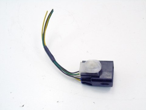 WTYCZKA KOSTKA TOYOTA AVENSIS T25 COROLL YARIS VERSO RAV 4 CELICA WTYCZKA KOSTKA TOYOTA AVENSIS T25 COROLL YARIS VERSO RAV 4 CELICA