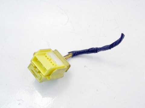 WTYCZKA KOSTKA TOYOTA AVENSIS T25 COROLL YARIS VERSO RAV 4 CELICA WTYCZKA KOSTKA TOYOTA AVENSIS T25 COROLL YARIS VERSO RAV 4 CELICA