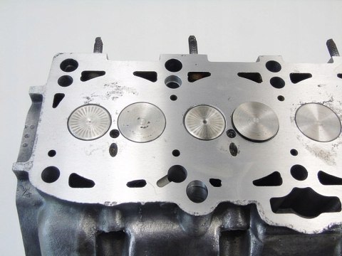 GŁOWICA 1.9 TDI LEON TOLEDO GOLF 4 A3 BORA A4 T5 PASSAT OCTAVIA 038103373R GŁOWICA 1.9 TDI LEON TOLEDO GOLF 4 A3 BORA A4 T5 PASSAT OCTAVIA 038103373R