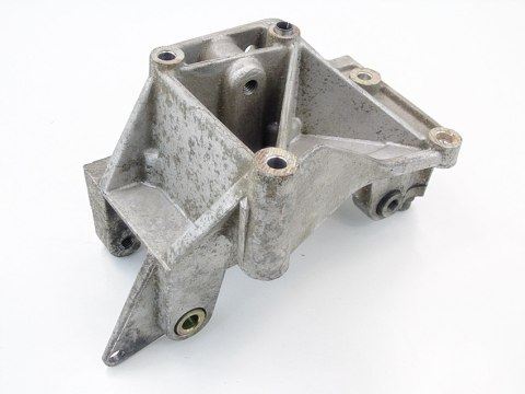 ŁAPA WSPORNIK SILNIKA ALTERNATORA 2.0 HDI 206 306 307 406 9636301380 ŁAPA WSPORNIK SILNIKA ALTERNATORA 2.0 HDI 206 306 307 406 9636301380