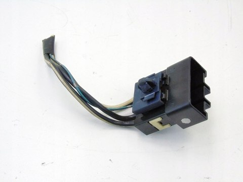 WTYCZKA KOSTKA TOYOTA AVENSIS T25 COROLL YARIS VERSO RAV 4 CELICA WTYCZKA KOSTKA TOYOTA AVENSIS T25 COROLL YARIS VERSO RAV 4 CELICA