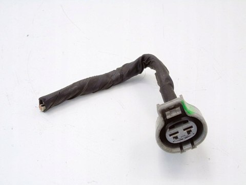 WTYCZKA KOSTKA TOYOTA AVENSIS T25 COROLL YARIS VERSO RAV 4 CELICA