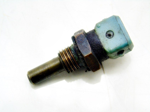 CZUJNIK WODY PŁYNU 1.4 8V ASTRA F CORSA COMBO CZUJNIK WODY PŁYNU 1.4 8V ASTRA F CORSA COMBO