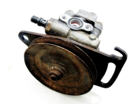 POMPA WSPOMAGANIA 2.0 8V KIA SPORTAGE MAZDA 929 POMPA WSPOMAGANIA 2.0 8V KIA SPORTAGE MAZDA 929