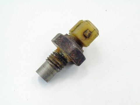 CZUJNIK TEMPERATURY 1.6 8V MEGANE SCENIC 1 LOGAN CLIO 2 KANGOO THALIA CZUJNIK TEMPERATURY 1.6 8V MEGANE SCENIC 1 LOGAN CLIO 2 KANGOO THALIA