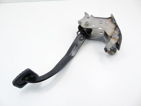 PEDAŁ SPRZĘGŁA HYUNDAI I30 I HB 5D 2010 32802-2H120 PEDAŁ SPRZĘGŁA HYUNDAI I30 I HB 5D 2010 32802-2H120
